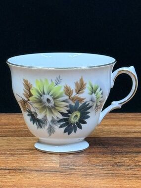 Queen Anne Bone China Tea Cup Floral